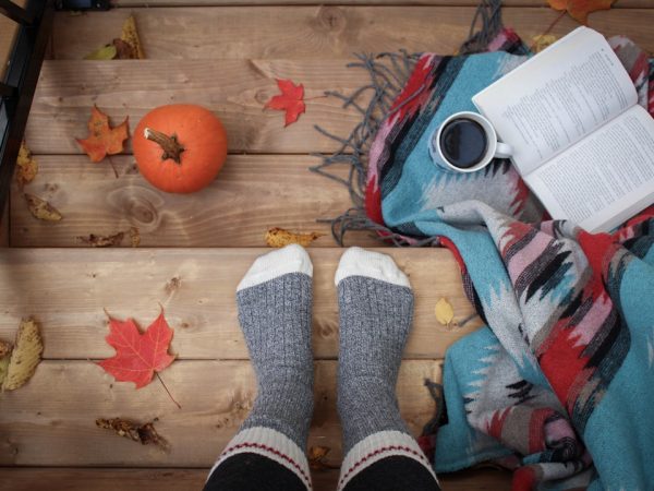 Zes veranderbare interieuraccenten om je huis herfstklaar te maken